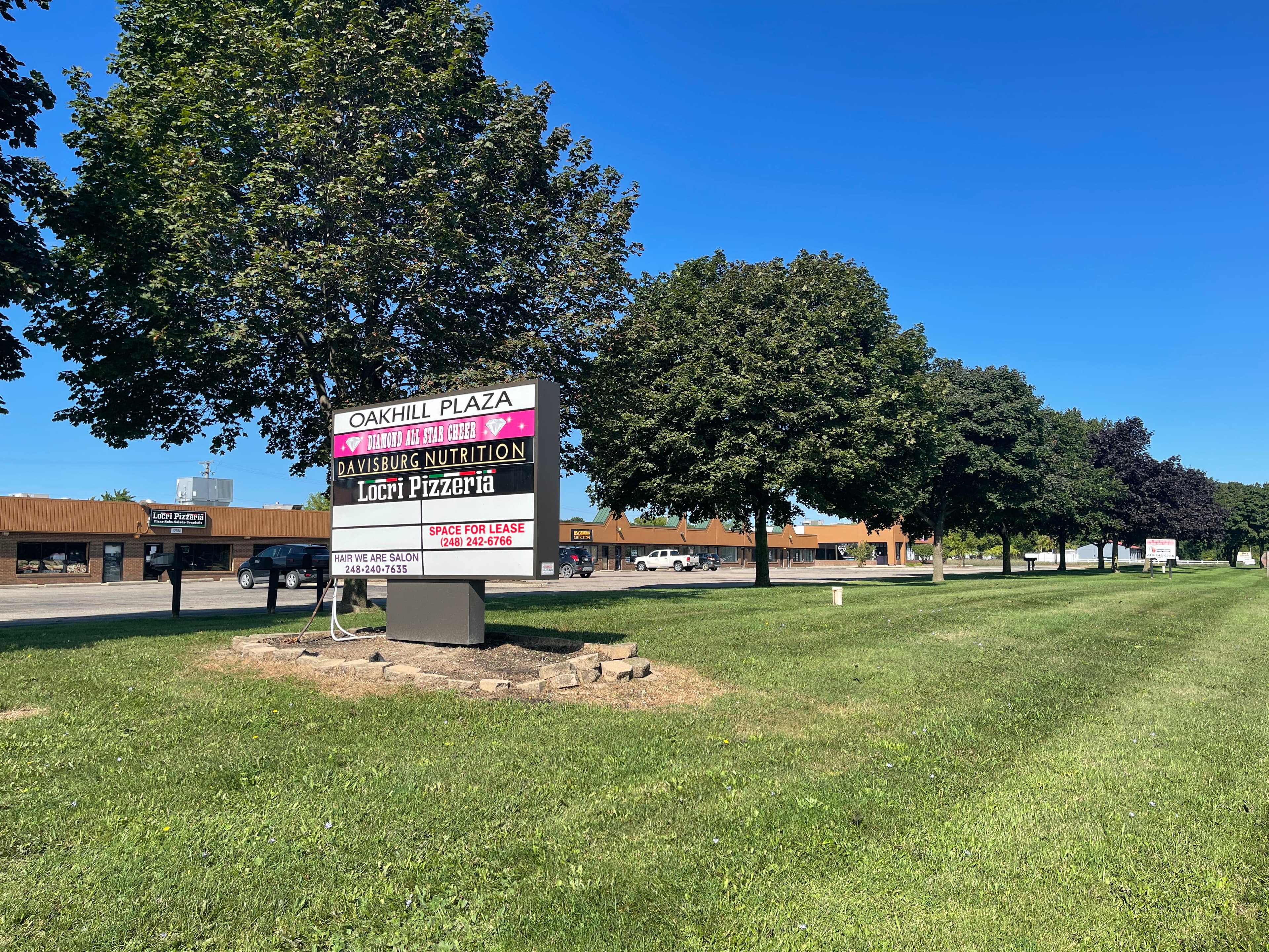 CHURCH CAFE LEASES 2,000 SF AT DAVISBURG’S OAK HILL PLAZA