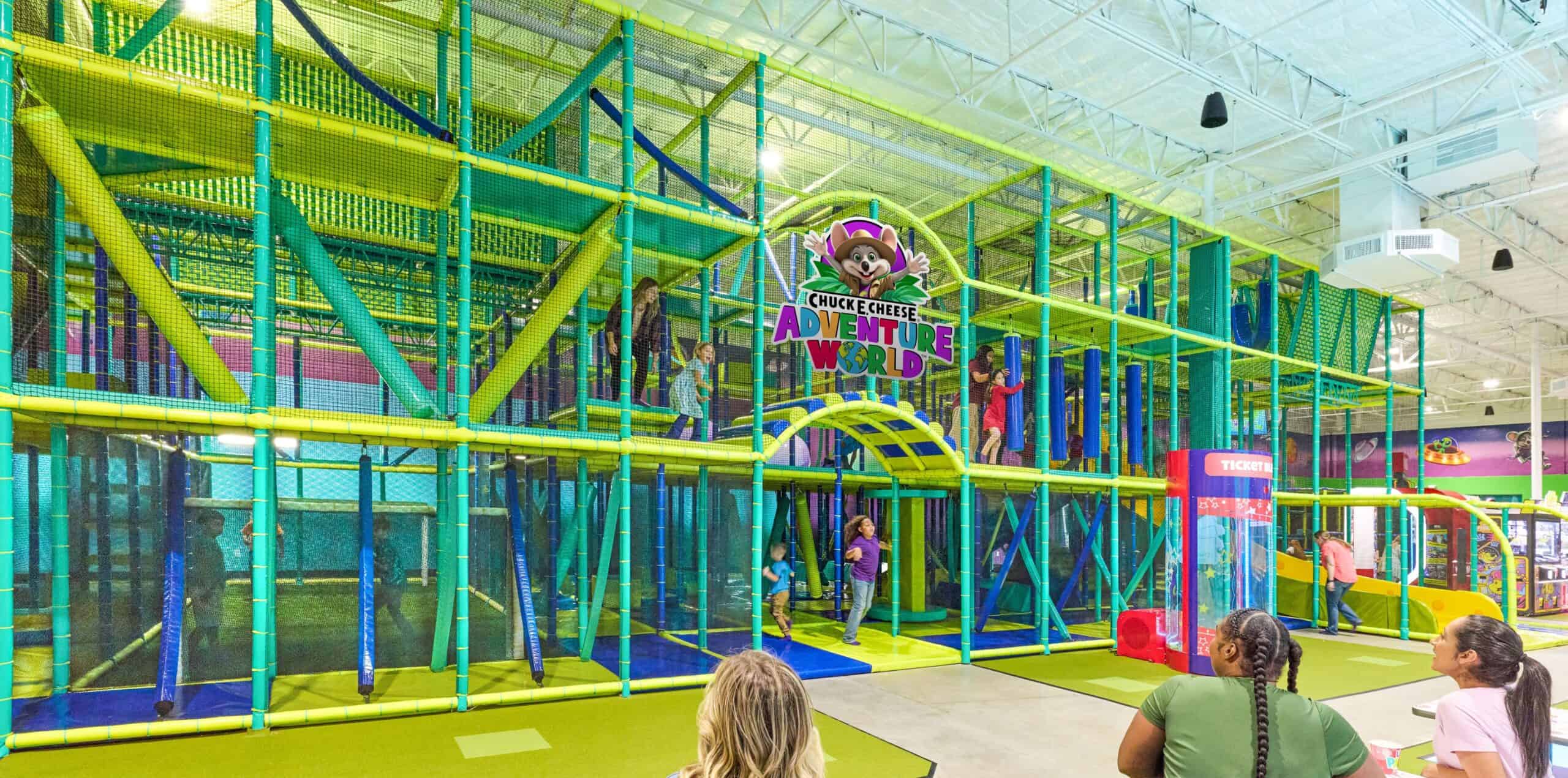 CHUCK E CHEESE ADVENTURE WORLD SIGNS LEASE FOR 1ST MICHIGAN LOCATION!