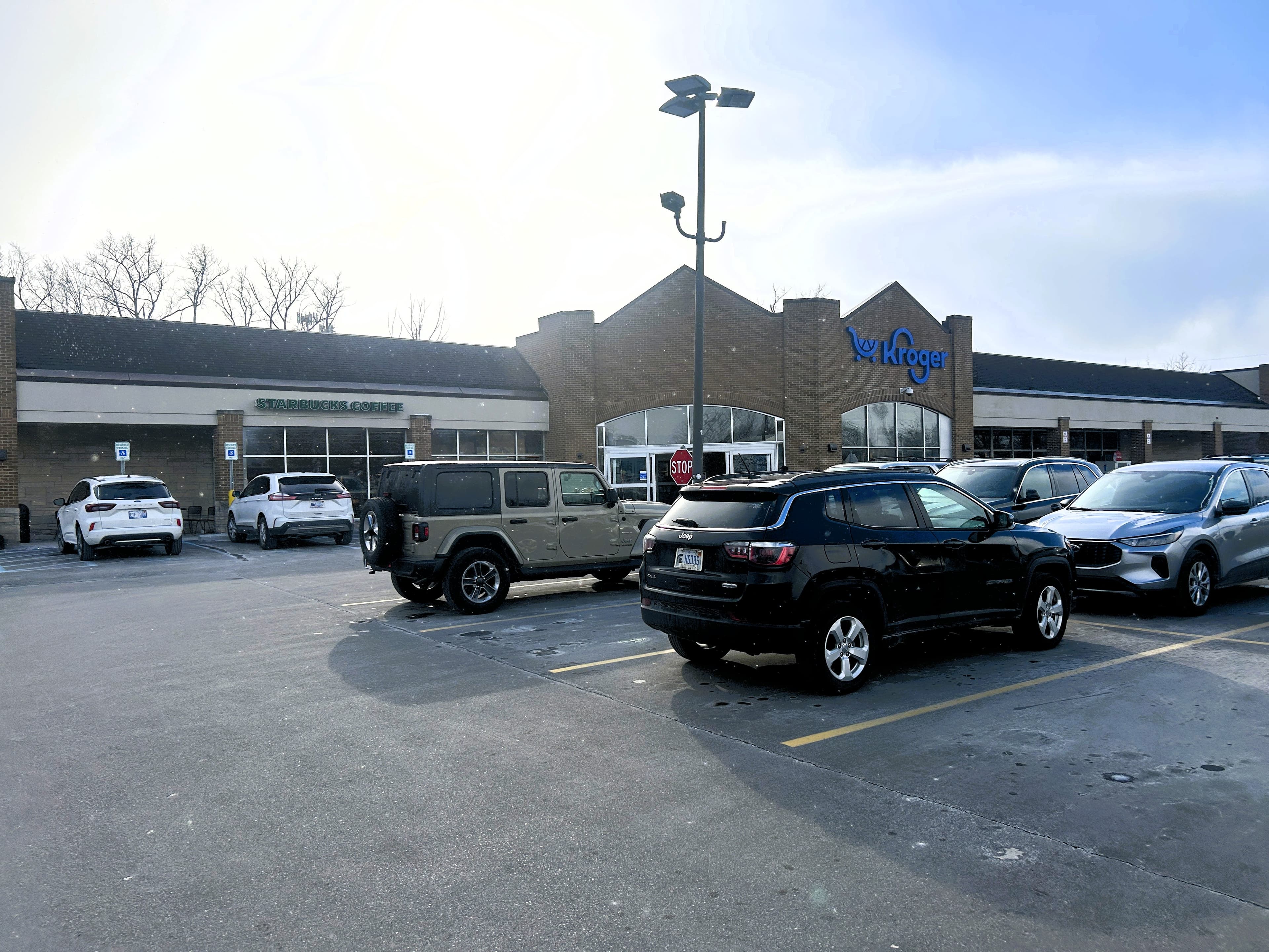 LOCAL FLOWER SHOP JOINS KROGER ON GROSSE ILE!